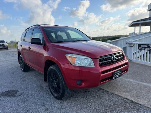 Used 2008 Toyota RAV4 2WD image 3