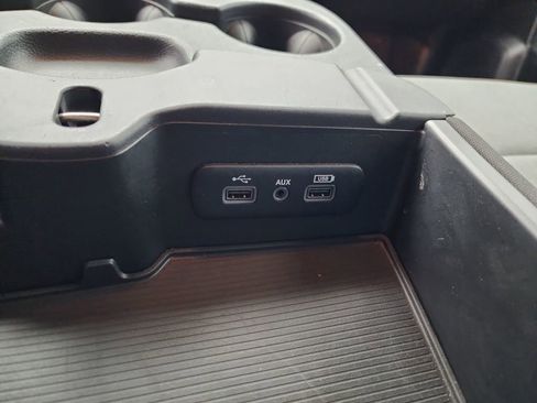 Used 2024 RAM 1500 Classic SLT image 33