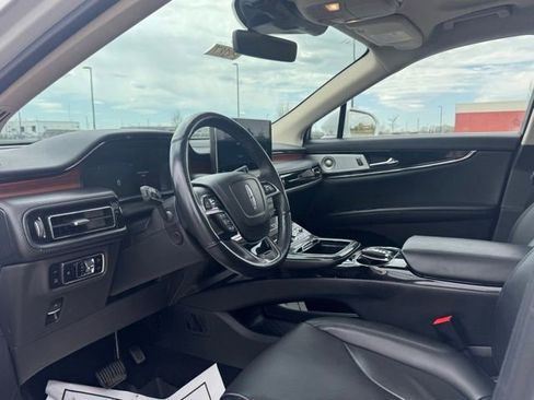 Used 2023 Lincoln Nautilus Reserve w/ Equipment Group 202A AWD/4WD image 10