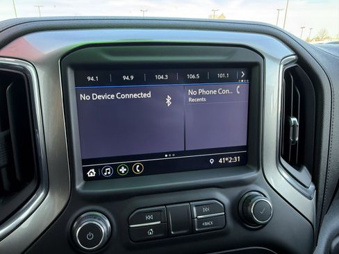 Used 2020 Chevrolet Silverado 1500 LT w/ All-Star Edition image 13