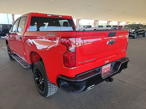 Used 2023 Chevrolet Silverado 1500 Custom Trail Boss AWD/4WD image 10