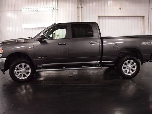 Used 2022 RAM 2500 Lone Star w/ Level A Equipment Group AWD/4WD image 4