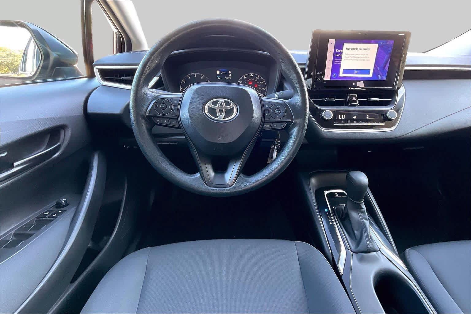 Used 2025 Toyota Corolla LE FWD image 6
