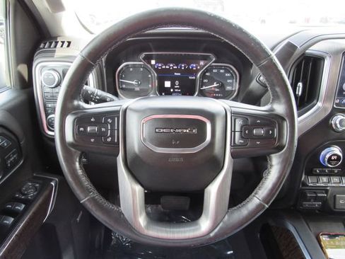 Used 2020 GMC Sierra 2500 Denali w/ Denali Ultimate Package AWD/4WD image 19