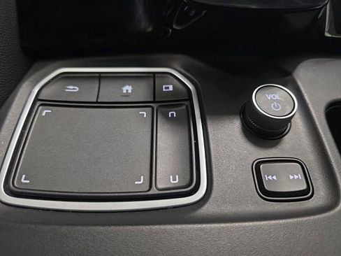 Used 2023 Acura MDX FWD image 10