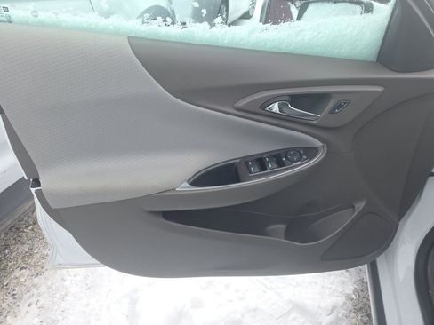 Used 2024 Chevrolet Malibu LT image 16