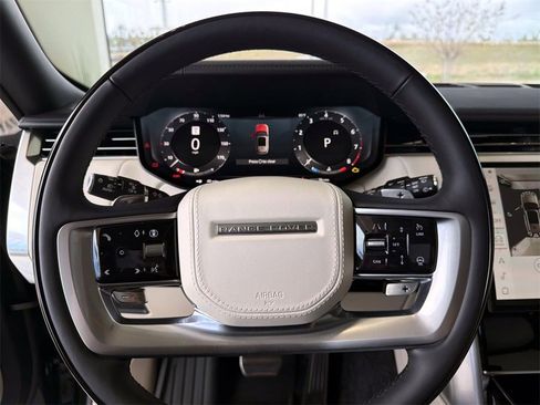 New 2025 Land Rover Range Rover Long Wheelbase Autobiography image 27