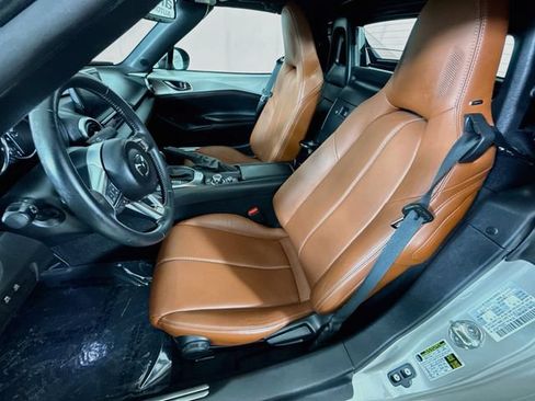 Used 2023 MAZDA MX-5 Miata Grand Touring RWD image 20