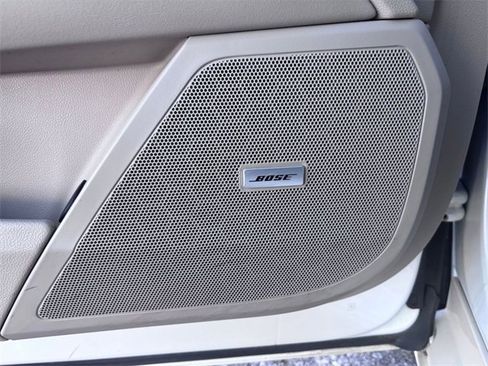 Used 2013 Cadillac XTS Luxury w/ Driver Awareness Package image 15