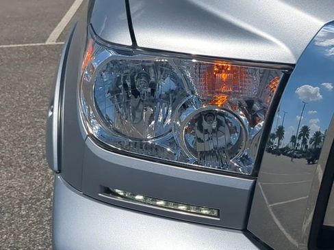 Used 2012 Toyota Tundra 2WD CrewMax w/ SR5 Pkg image 10