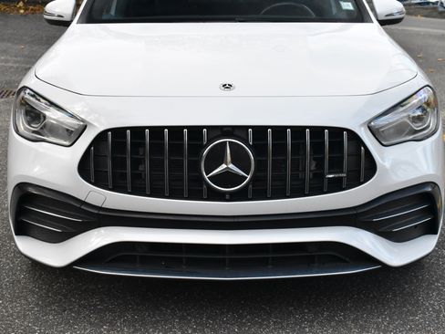 Used 2021 Mercedes-Benz GLA 35 AMG 4MATIC image 15