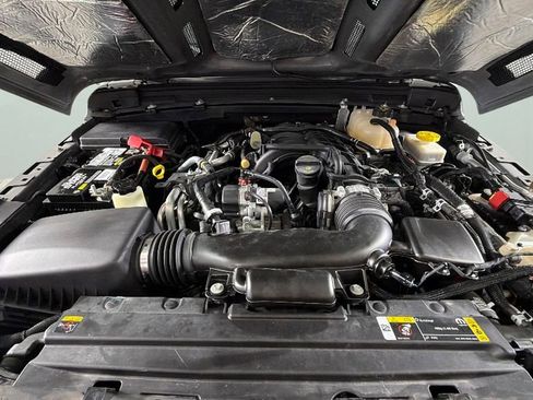 Used 2023 Jeep Wrangler Unlimited Sahara w/ Cold Weather Group AWD/4WD image 36