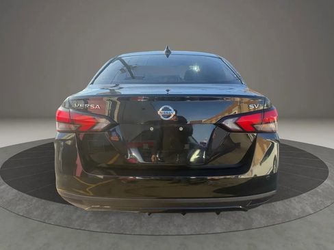 Used 2021 Nissan Versa SV image 6