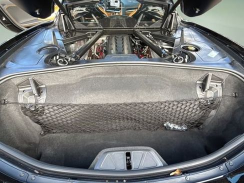 Used 2023 Chevrolet Corvette Stingray w/ Z51 Performance Package image 29