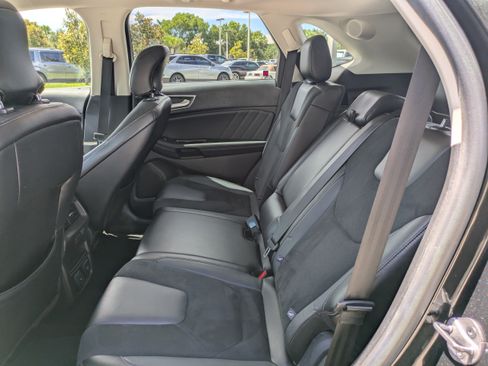 Used 2015 Ford Edge Sport w/ Equipment Group 401A AWD/4WD image 12