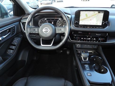 Used 2021 Nissan Rogue SL w/ Premium Package image 23