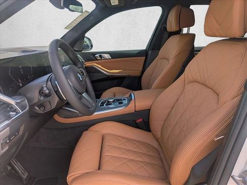 New 2026 BMW X7 xDrive40i image 4