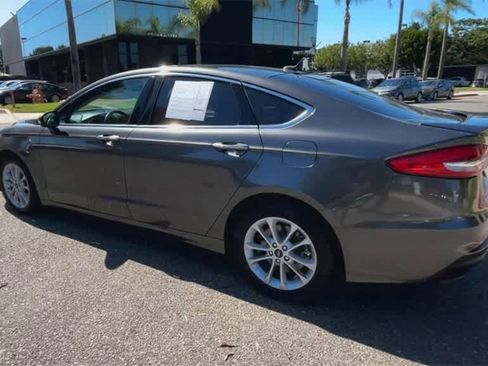 Used 2020 Ford Fusion Energi Titanium image 6