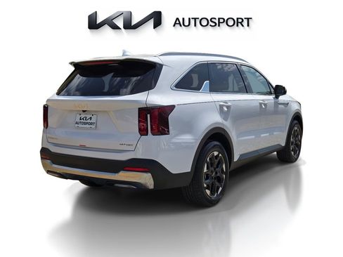New 2026 Kia Sorento S FWD image 8