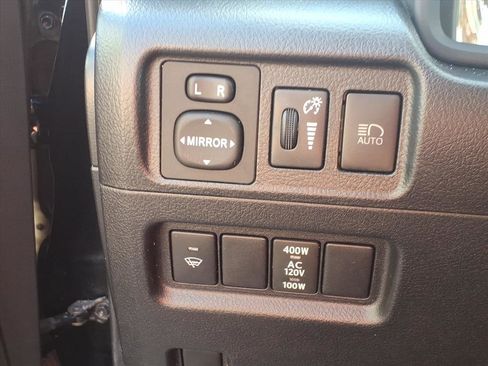 Used 2020 Toyota 4Runner Limited image 18