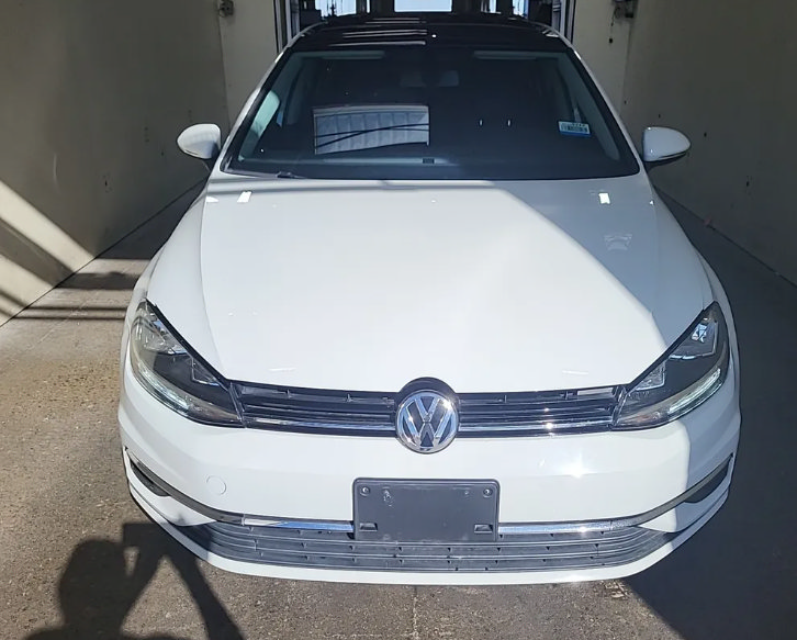 Used 2021 Volkswagen Golf 4-Door FWD image 10