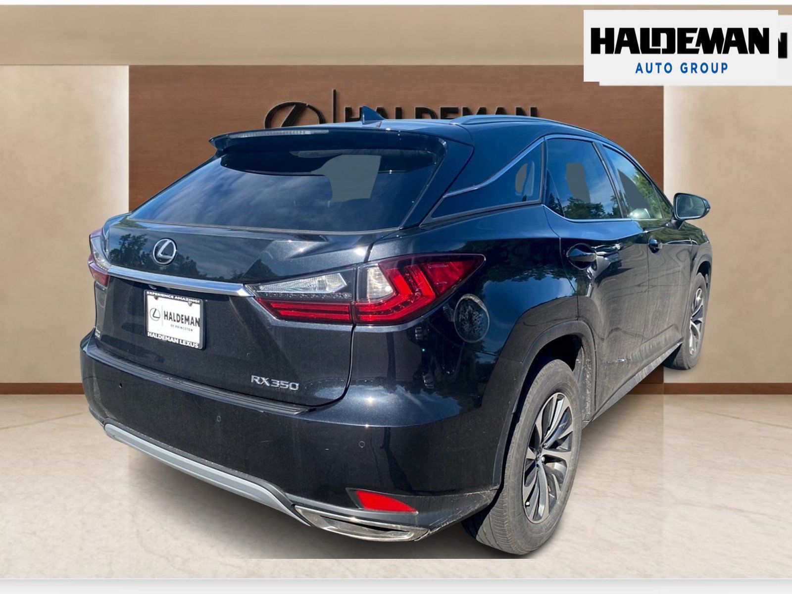Used 2022 Lexus RX 350 AWD w/ Premium Package image 4