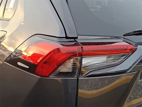 Certified 2022 Toyota RAV4 XLE w/ Convenience Package image 16