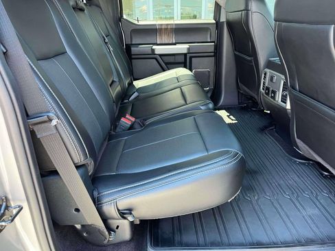Used 2020 Ford F150 Lariat w/ FX4 Off-Road Package AWD/4WD image 18
