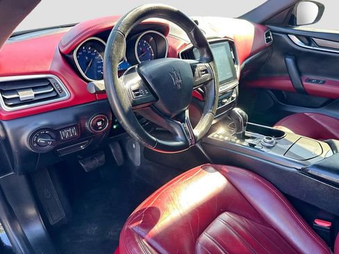 Used 2018 Maserati Ghibli RWD image 10