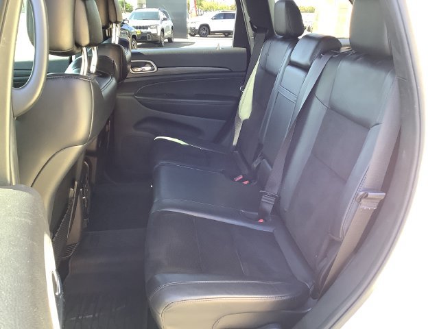 Used 2020 Jeep Grand Cherokee Altitude AWD/4WD image 25