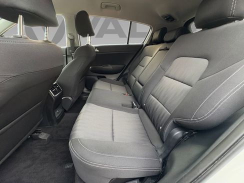 Used 2019 Kia Sportage LX image 5