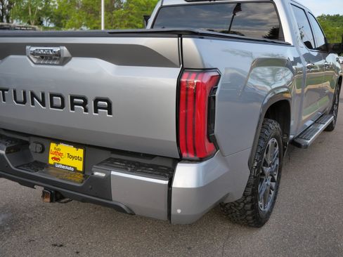 Certified 2022 Toyota Tundra Limited AWD/4WD image 17