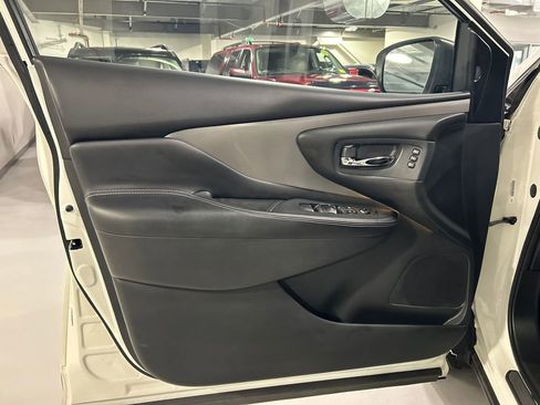 Used 2019 Nissan Murano SL w/ SL Technology Package AWD/4WD image 9