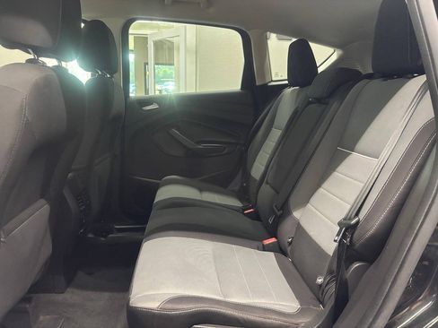 Used 2013 Ford C-MAX SE FWD image 17