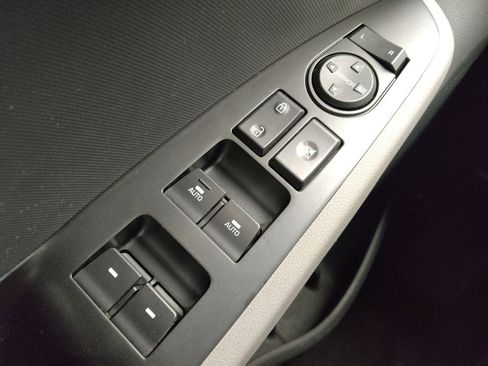 Used 2021 Hyundai Ioniq SEL image 27