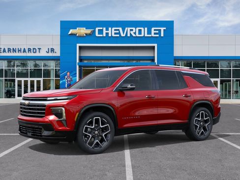 New 2026 Chevrolet Traverse High Country FWD image 3
