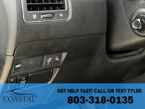 Used 2017 Nissan Armada Platinum w/ Captain Seat Package image 9