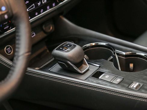 Used 2022 Nissan Rogue SL FWD image 20