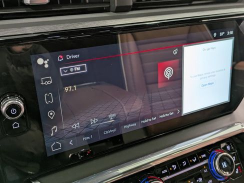 Used 2024 GMC Sierra 1500 Denali Ultimate image 11