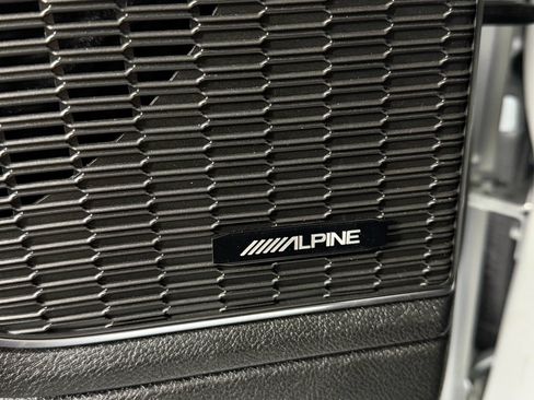 Used 2024 Jeep Grand Cherokee L Summit image 21