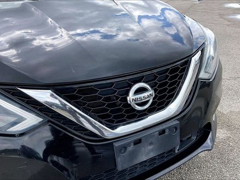 Used 2018 Nissan Sentra SV FWD image 32