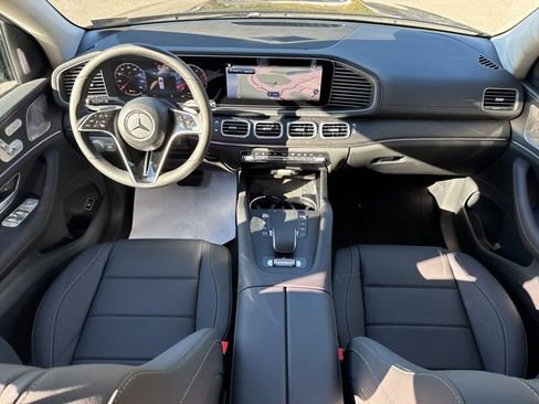 New 2026 Mercedes-Benz GLS 450 4MATIC image 13
