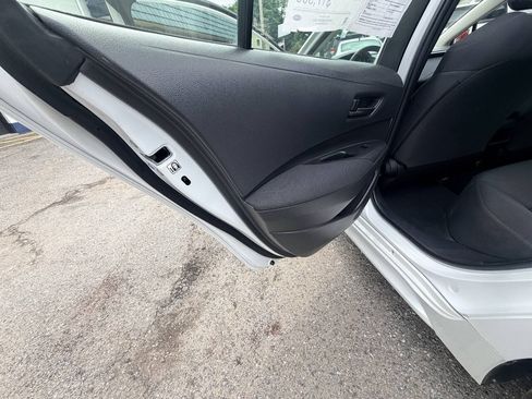 Used 2022 Toyota Corolla LE FWD image 50