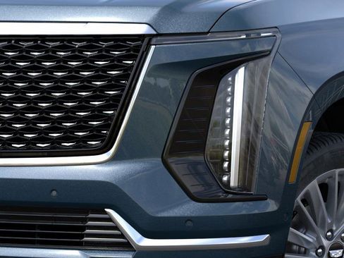 New 2026 Cadillac Escalade Luxury AWD/4WD image 10
