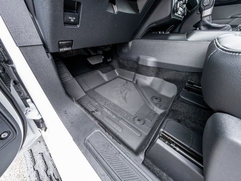 Used 2025 Ford Bronco Outer Banks image 37