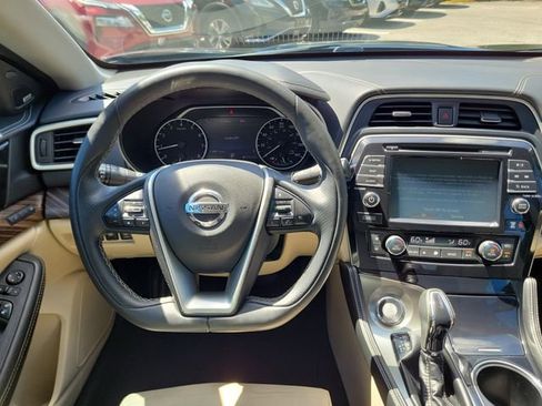 Used 2018 Nissan Maxima Platinum FWD image 14
