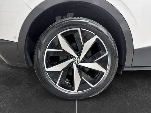 Used 2023 Volkswagen ID.4 Pro S AWD/4WD image 35