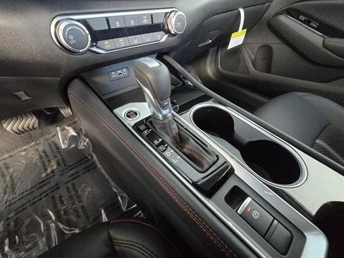 New 2025 Nissan Altima 2.5 SR image 16