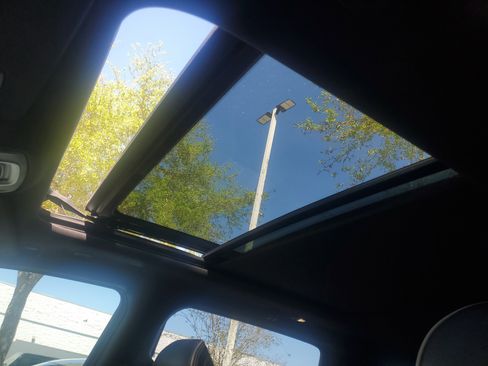 Used 2023 RAM 1500 Limited image 18