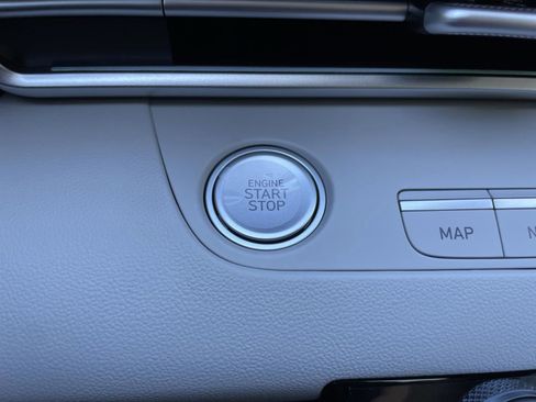 New 2026 Hyundai Elantra Limited image 19